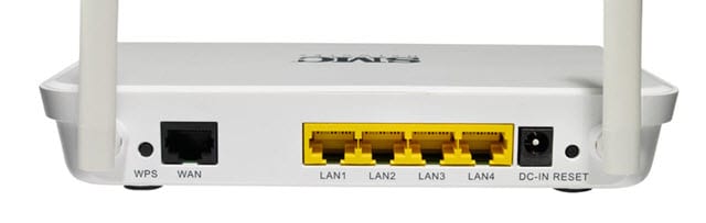 فتحات WAN و LAN في الراوتر